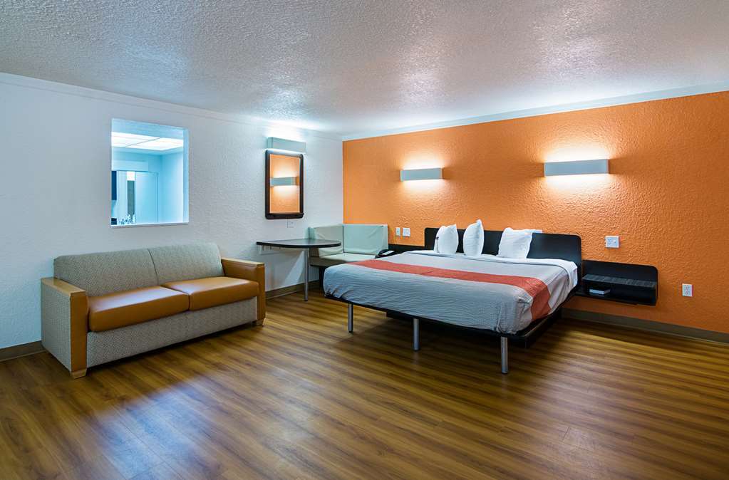 Motel 6-Tampa, Fl - Fairgrounds Heartland 객실 사진